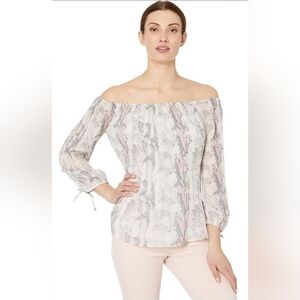 NWT Tribal On and Off Shoulder Plisse Blouse M